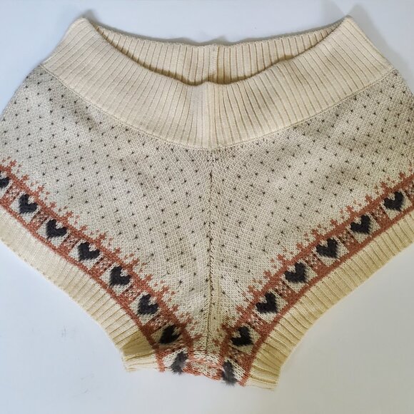 Out From Under Women's Size XL Catching Feelings Fair Isle Print Micro Shorts - Picture 3 of 5